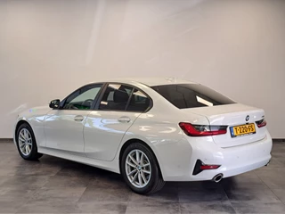 BMW 3 Serie 318i Executive  Navigatie Clima Cruise PDC LM 157 PK! 24 Maanden garantie* (Vraag naar de voorwaarden) / 7