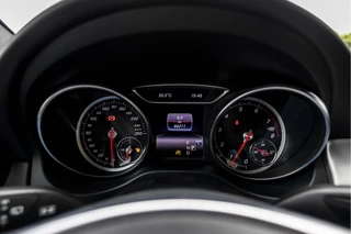 Mercedes-Benz GLA 180 Business Solution AMG | NL Auto | 19" | Camera / 9