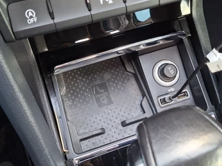 Škoda Karoq 1.5 TSI ACT Style Pano 360° Carplay Trekhaak Business Sportline / 33