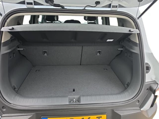 Kia EV2 Plus 42.2 kWh | Navigatie | Climate control | Stoel + Stuurverwarming | Parkeer sensoren voor + achter | Parkeer camera achter | DEMO / 23