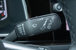 Volkswagen Taigo 1.0 TSI R-Line|Camera|Carplay|Adaptive Cruise / 24