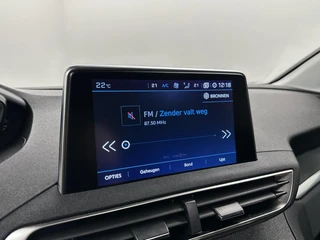 Peugeot 3008 1.2 PureTech Blue Lease Premium PANO CAMERA NAVI CRUISE CARPLAY. / 32