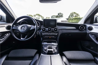 Mercedes-Benz C-Class 180 Prestige  | Camera | LED | Stoelverw. / 22