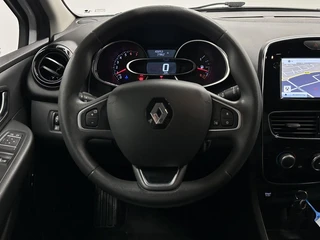 Renault Clio Estate 0.9 TCe Limited CRUISE NAVI CARPLAY. / 18
