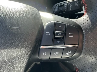 Ford Focus 1.0 EcoBoost Hybrid ST Line X  | Adapt. Cruise | Apple/Android | Stuur- en stoelverwarming | Keyless | PDC v+a incl. camera / 23