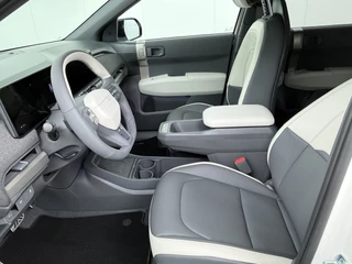 Kia EV3 GT-Line Business Edition 81.4 kWh  - Navigatie - Achteruitrijcamera - Apple & Android Carplay - Nieuw uit voorraad leverbaar / 19