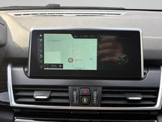 BMW 2-serie Active Tourer 225xe iPerformance High Executive LEER - CAMERA - HUD / 20