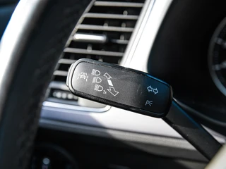 Seat Leon ST 1.0 EcoTSI Style Intense | Carplay | Keyless | Climate control | Cruise control | PDC v+a | Trekhaak / 29