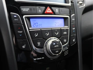 Hyundai i30 Wagon 1.6 GDi Comfort  | Trekhaak | Navigatie | Camera | / 40