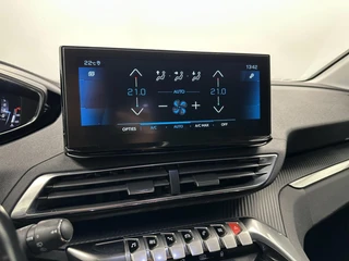 Peugeot 3008 1.2 PureTech Allure TREKHAAK NAVI CARPLAY LM CRUISE ECC. / 30