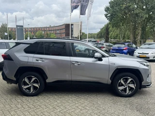 Toyota RAV4 2.5 Plug-in Hybrid AWD Dynamic TREKHAAK 1650KG TREKGEW EL-ACHTERKLEP 18'' LM-VELGEN CAMERA PARK-SENSOREN CLIMA APPLE/ANDROID / 4