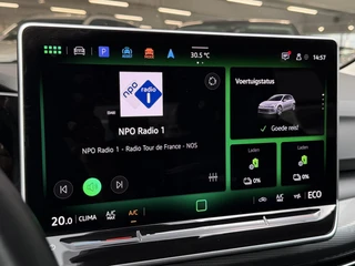 Volkswagen Golf 1.5 eHybrid Life Edition PHEV | ERGO Massage | LED | Camera | ACC | Sfeerverlichting ( Vestiging - Vianen) / 17