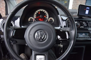 Volkswagen up! Up 1.0 CROSS BLUEM. HIGH UP! / 11