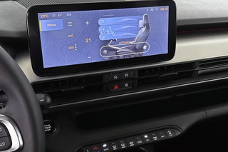 Jeep Avenger 1.2 e-Hybrid Summit Keyless JBL Elektrische Achterklep Achteruitrijcamera / 23