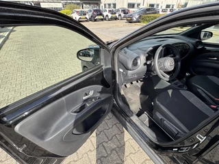 Toyota Aygo X PLAY / 10