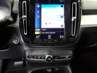 Volvo XC40 T4 Twin Engine 211pk Geartronic Inscription Expression / 24