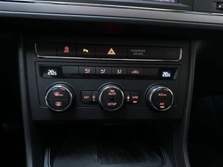 Seat Leon ST 1.0 TSI Style Ultimate Edition Panoramadak Camera App-Connect DAB+ / 23