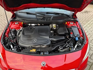 Mercedes-Benz CLA Shooting Brake 180 AMG Night Pakket LED Camera / 45