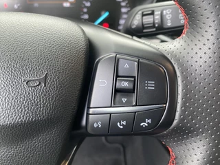 FORD Focus 1.0 EcoBoost Hybrid 125pk ST-Line / 18