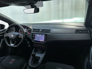 Seat Ibiza 1.0 TSI 110pk FR Business Intense Plus Stoelverwarming Parkeersensoren Navigatie DAB+ / 4