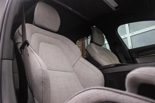 Volvo V90 2.0 B4 Business Pro Inscription| BTW auto | 1e eigenaar | NL auto | 20 inch | Panoramadak | Harman Kardon | BLIS | Stuurverwarming | Stoelverwarming | Head-up | Trekhaak | Cruise control / 14