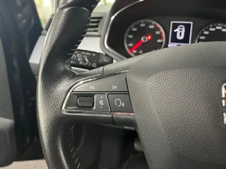 Seat Arona 1.0 TSI Xcellence Launch Edition / Navi /Apple Carplay / 23