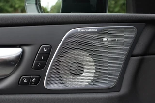 Volvo XC60 2.0 PHEV T6 AWD Inscription|Stuur-Stoelverw.+Vent.|Bowers & Wilkins|Camera|ACC|Pano| / 18