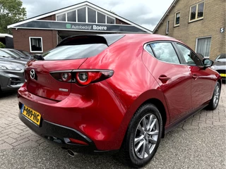 Mazda 3 2.0 e-SkyActiv-G M Hybrid Comfort  Navi, Camera, App Connect / 4