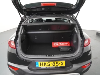 Kia Stonic 1.0 T-GDi MHEV DynamicLine  Navigatie - Achteruitrijcamera - Cruise Control - Apple & Android Carplay - Fabrieksgarantie t/m 14-04-2032 / 41