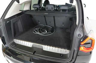 BMW X3 xDrive30e PHEV 293 pk | SOH 96% | Leder | 360° | Sportstoelen | / 20