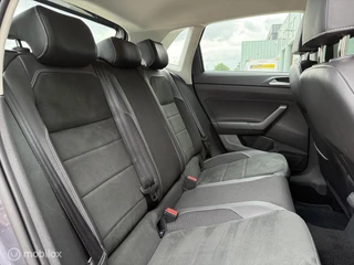 Volkswagen Polo 1.0 TSI / Luxe / Navi / Camera / Carplay / 10