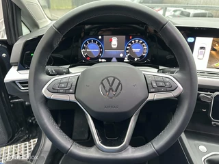 Volkswagen Golf Variant 1.0 TSI Life / 16