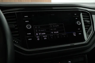 Volkswagen T-Roc 1.5 TSI 150pk DSG Sport Trekhaak Virtual cockpit Adaptive cruise Stoelverwaming PDC / 25