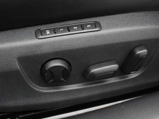 Škoda Superb Combi 1.4 TSI iV Sportline Business | Trekhaak | Camera | Stoel/Stuur Verwarming | Carplay | Navigatie | Climatronic | 19 Inch | 39.084 Km !! / 26
