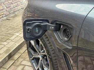 BMW X5 XDRIVE 45E M-Sport Panodak Head-Up 94% SOH 360 Camera / 20