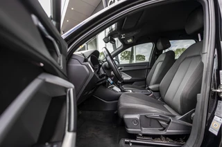 Audi Q3 35 TFSI Pro Line  | E-trekhaak | Stoelver. | LED / 12