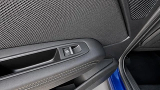 Renault Symbioz 1.6 E-Tech 145 Hybrid ICONIC Adap. Cruise | 360 Camera | CarPl / 18