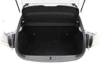 Peugeot 208 1.2 Hybrid e-DCS6 Style 110 PK | Automaat | Parkeersensor | Airco | Android auto / Apple Carplay | Cruise Control | Bluetooth | Nieuw uit voorraad leverbaar / 11