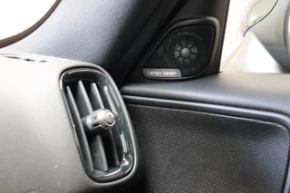 MINI Countryman John Cooper Works ALL4 Chili Automaat  / Navigatiesysteem Plus / Leder / Panoramadak / Harman Kardon / Stoelverwarming / Achteruitrijcamera / 19 Inch / Sportstoelen / Parkeersensoren voor+achter / Climate Control / Head-Up Display / 27