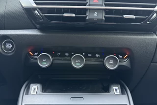 Citroen C4 1.2 Puretech 130pk Automaat Shine Pack Business | Navigatie | Adapt. Cruise control | Lederen stoelen elektrisch en verwarmd | Head-up display | Keyless | Apple Carplay/Android Auto | 18" Lichtmetalen velgen / 32