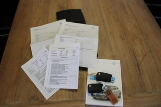Volkswagen Polo 1.0 TSI LIFE **NL-Auto** Parkeersensoren v.a. / apple carplay / android / 39