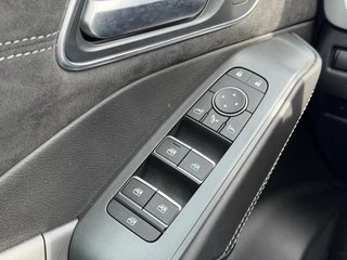 Nissan QASHQAI Tekna Plus 1.3 MHEV 158PK Xtronic Automaat / 21