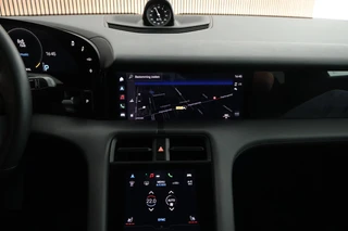 Porsche Taycan 4S Performance 493pk 84 kWh 90% SOH Warmtepomp Sportstoelen BOSE Camera Stoelverwarming Panoramadak / 4