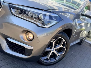 BMW X1 X1 sDrive20i High Executive I Leer I Camera I Trekhaak / 9