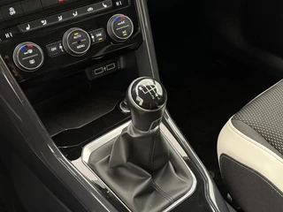 Volkswagen T-Roc 1.5 TSI Sport | Trekhaak | Adaptive Cruise | Stoelverwarming | Digital Dash | CarPlay / 13