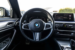BMW 5 Serie 530e M-Sport  | Leder | Memory | NL Auto / 8