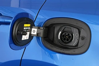 Alfa Romeo Tonale 1.3T PHEV Veloce Leder Stoelventilatie Stoelverwarming Harman Kardon Keyless / 34
