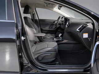 Kia XCeed 1.6 GDi PHEV 140 pk DynamicPlusLine  | navigatie | stoel/stuurverwarming | camera | keyless go | incl. winterset / 17