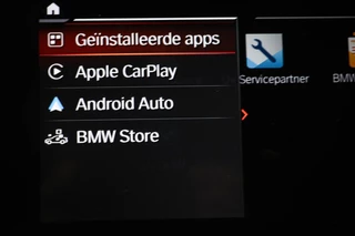 BMW 3-serie 318i M-Sport Executive Edition | AUDIO MEDIA- PACK | DRAADLOZE LADER | DAB | APPLE | CAMERA | 19" / 41