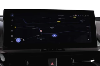 Toyota C-HR 1.8 Hybrid 140 Dynamic  | Dig. Cockpit | Adapt. Cruise | Winterpakket | PDC | Camera | NAV + App. Connect | ECC | DAB | LM 18" | 2989 / 17